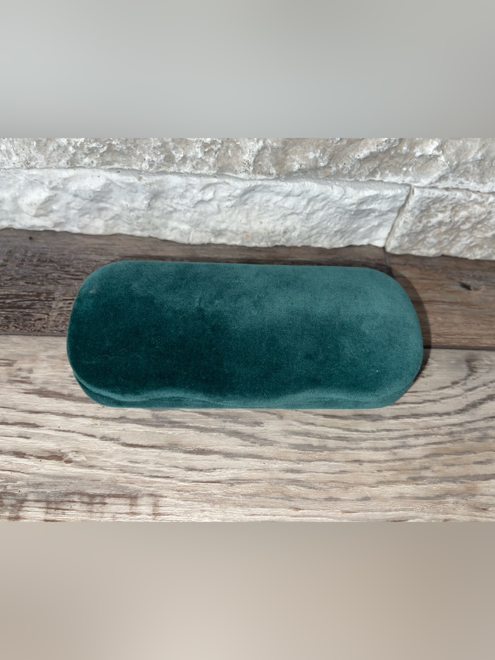 GUCCI Velvet Clamshell Storage Case Sunglasses Eyeglasses Hard Case Green EUC